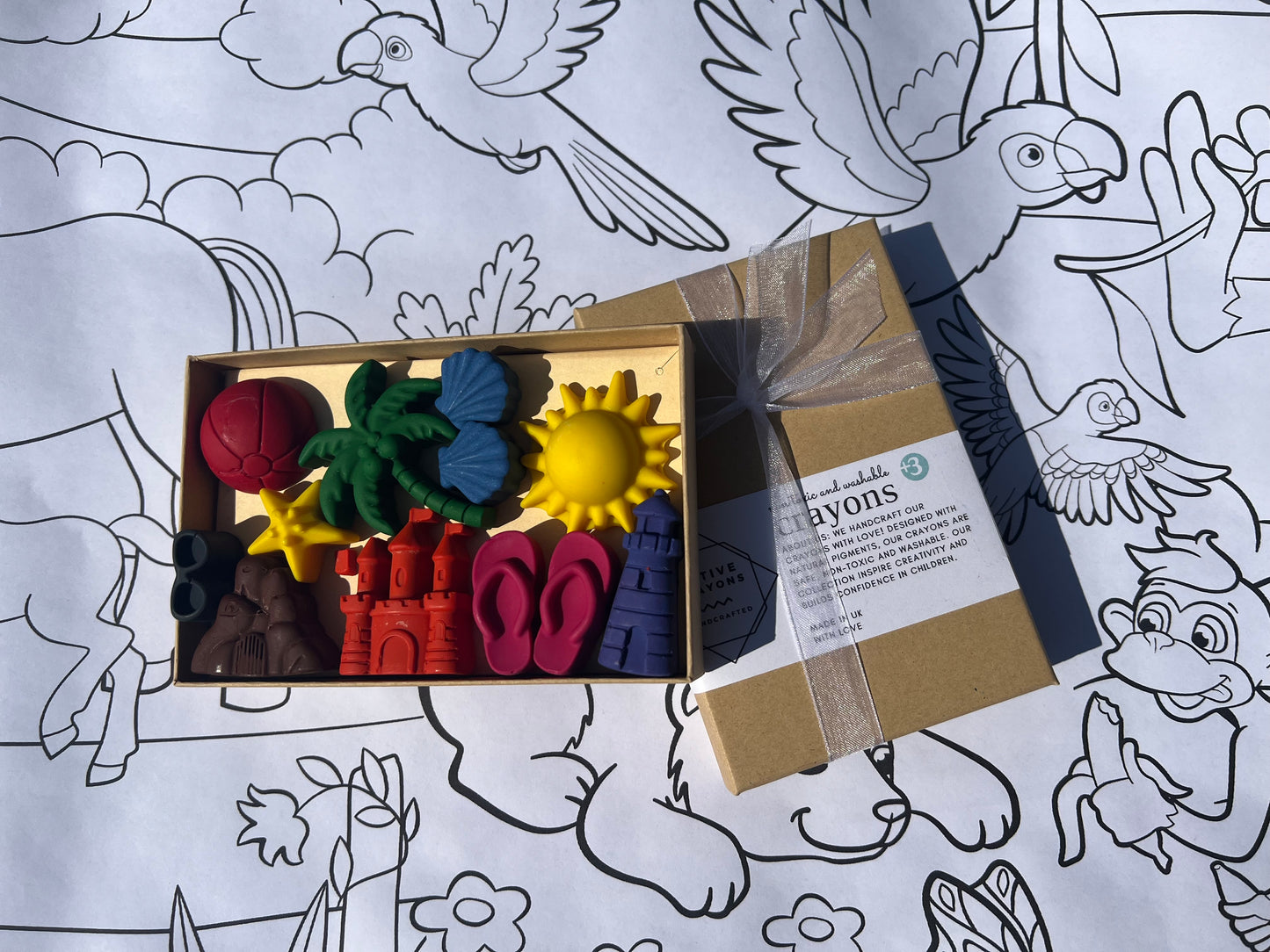 Summer Activity Crayon Set