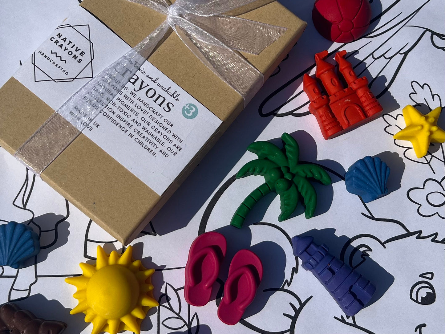 Summer Activity Crayon Set