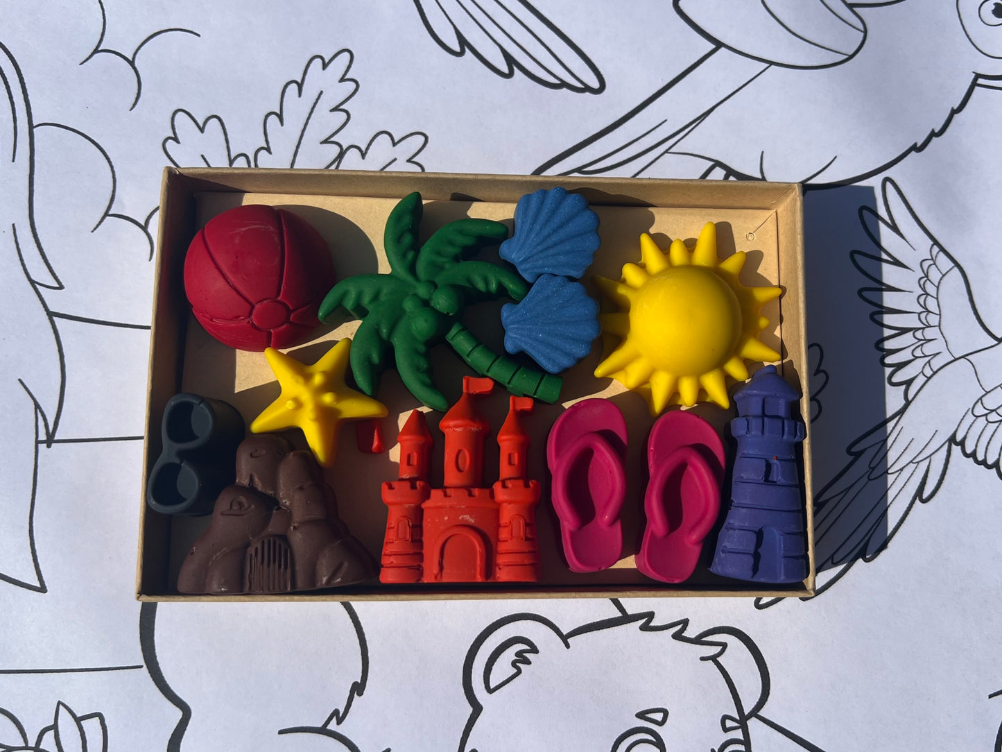 Summer Activity Crayon Set