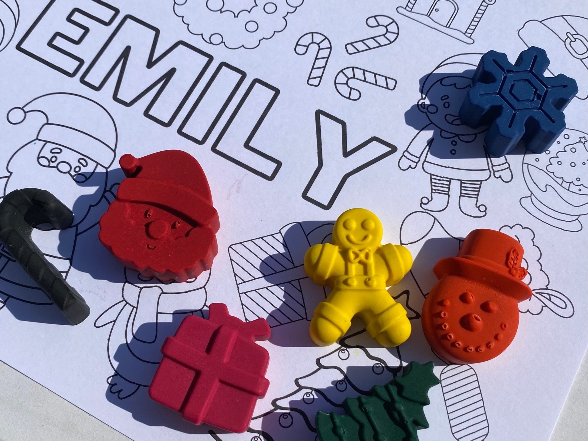 Christmas Crayons Set and Personalised Colouring page - Native Crayons