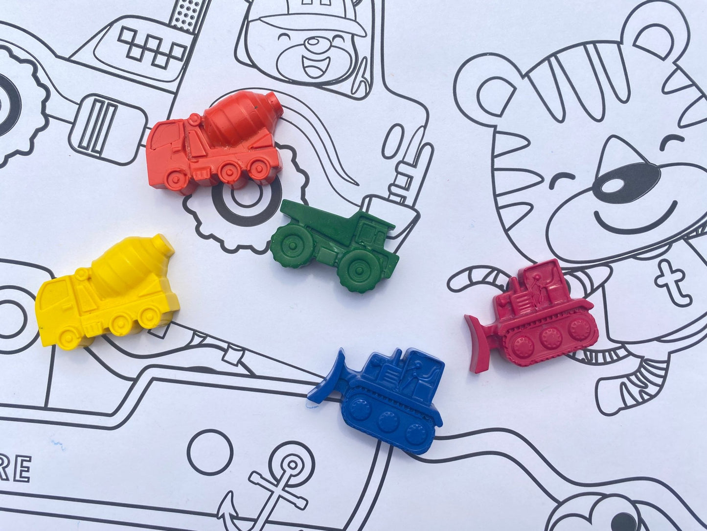 Construction party bags - Native Crayons