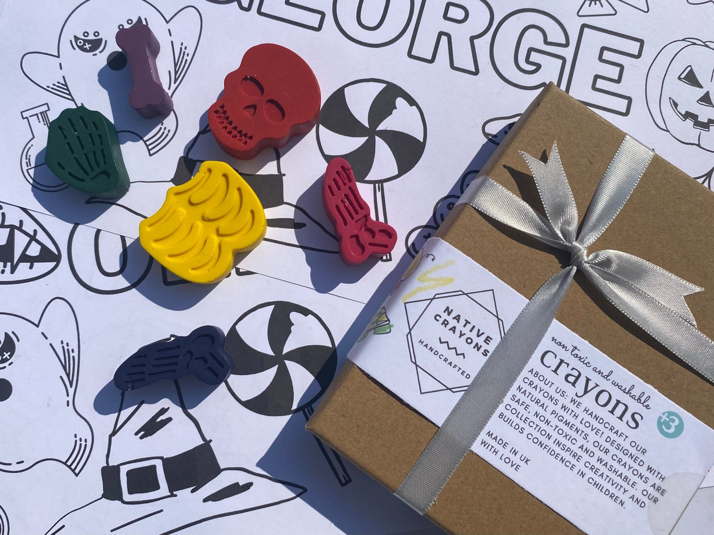 Halloween crafts for kids, Halloween crayons, Personalised Colouring page, Halloween gifts for kids, trick or treat, Halloween treats - Native Crayons