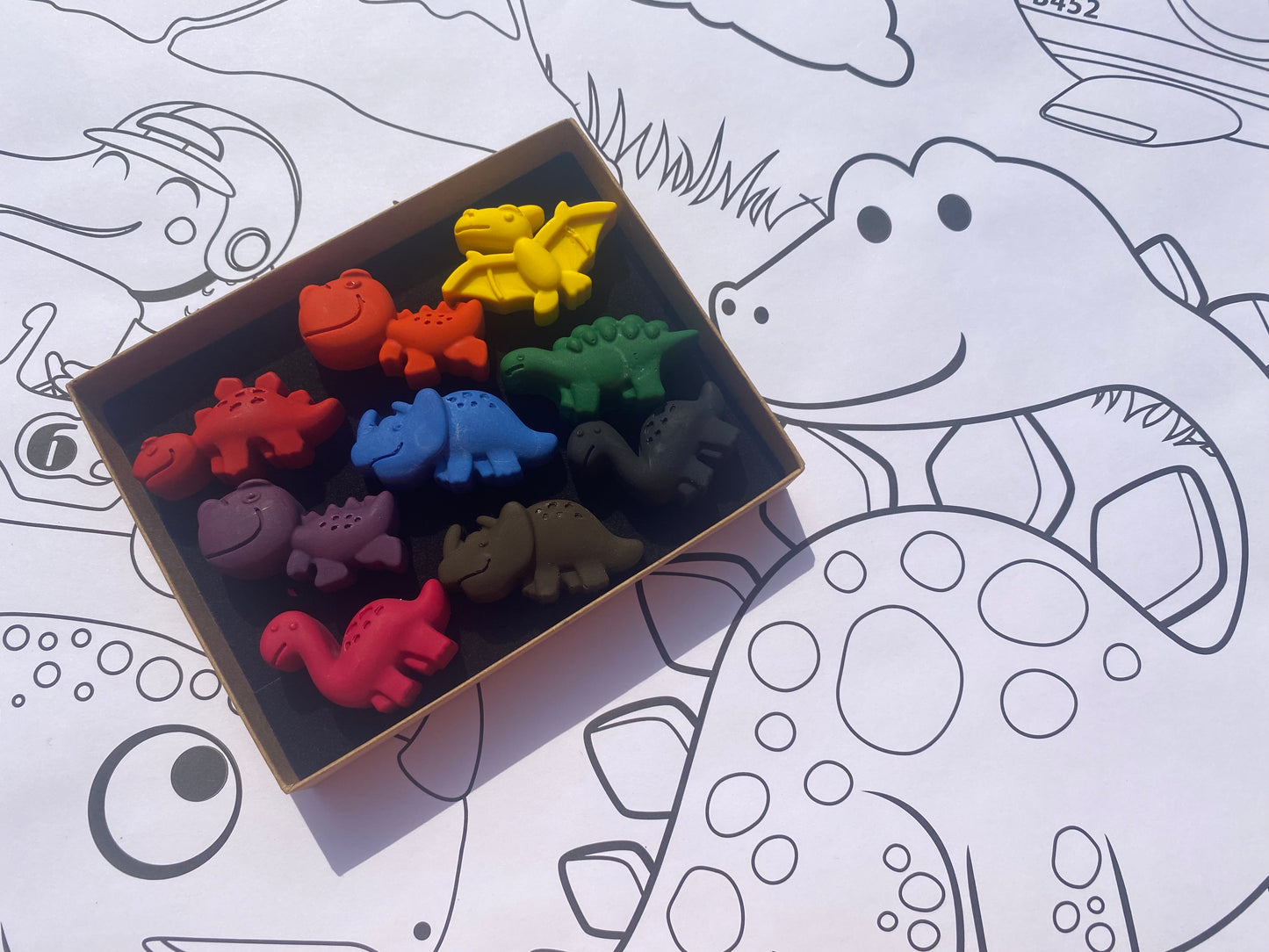 Dinosaur Gift Set of Crayons