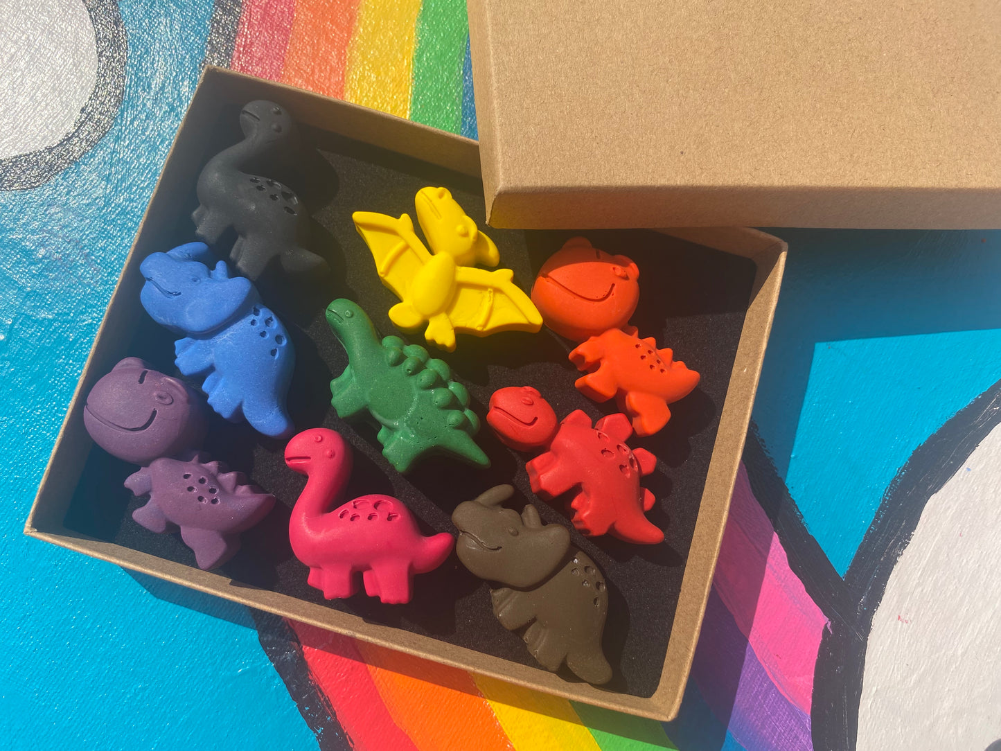 Dinosaur Gift Set of Crayons